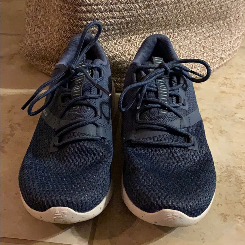 New Balance running - Picture 2 of 4